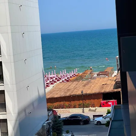 Azimuth Sea View